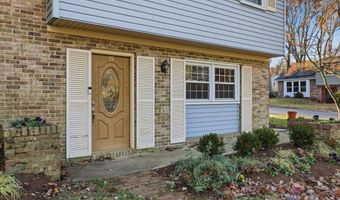 19 ROE Ln, Arnold, MD 21012