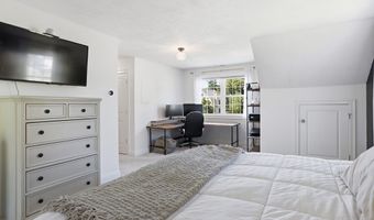 37 Hemlock Dr, Ayer, MA 01432