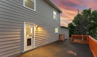 5225 SUNSET Dr, Cheyenne, WY 82009