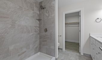 2010 Green Acres Dr, Adrian, MI 49221