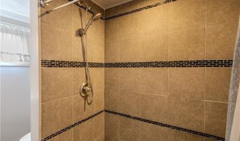 1640 Cranston St, Cranston, RI 02920