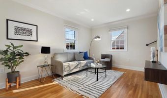 2000 S LANGLEY St, Arlington, VA 22204