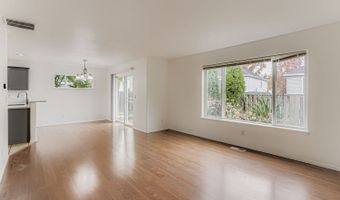 16828 NW GREYHAWK Dr, Beaverton, OR 97006