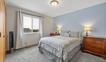 319 Grandeur Ln, Box Elder, SD 57719