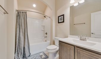 102 Cimmaron Ct, Alvarado, TX 76009