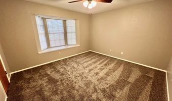 1031 N Chenango St, Angleton, TX 77515