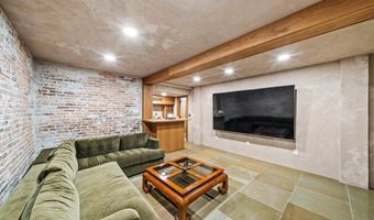 1271 E COAST Dr, Atlantic Beach, FL 32233