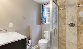 645 WALKER St, Aberdeen, MD 21001