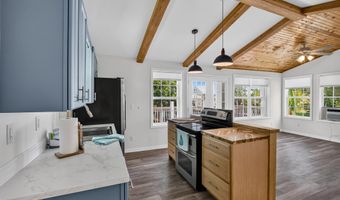 9002 Alabama St, Bay St. Louis, MS 39520