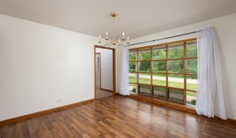 24200 W Deer Ridge Ln, Antioch, IL 60002