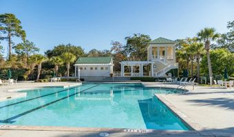 25 River Pl, Beaufort, SC 29906