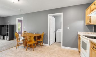 1354 E River Rd, Attica, IN 47918