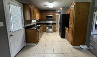 1359 Gloria Trl NE, Brookhaven, MS 39601