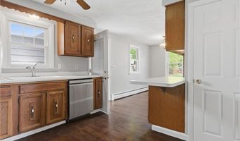 21 Citizen St, Cumberland, RI 02864