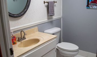 1758 Easons Bluff Rd, Baxley, GA 31513