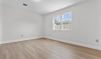 50 Greenhouse Rd 42D, Bridgeport, CT 06606
