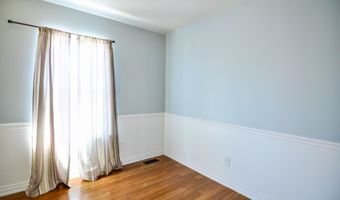 3479 Burbank Dr, Ann Arbor, MI 48105