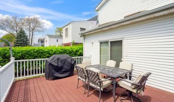 44 Netz Pl, Albertson, NY 11507