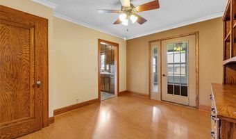 209 E Main St, Arlington, MN 55307