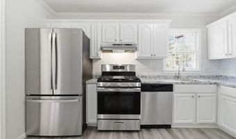 5753 OAK GROVE Dr, Acworth, GA 30102