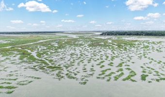 6 White Pond Blvd, Beaufort, SC 29902