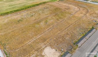 5581 Malheur River St, Ammon, ID 83406