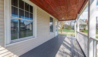 147 Woodrow Ave, Bedford, OH 44146