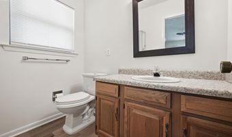 9260 Pinecrest Dr, Biloxi, MS 39532
