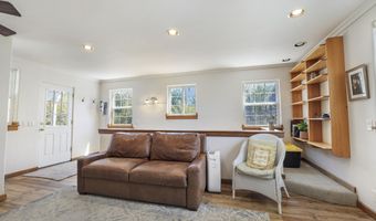 15 Lower Broadford Rd, Bellevue, ID 83313