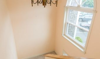17 Harbor Hill Dr, Bourne, MA 02532