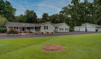 1307 Floyd Spgs, Armuchee, GA 30105