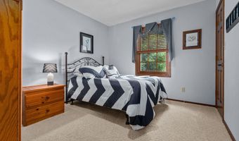 2521 E INGLEWOOD Pl, Appleton, WI 54915