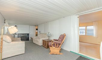 92 Rohr St #5, Arnolds Park, IA 51331