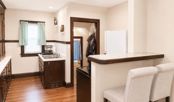 1210 W PACKARD St, Appleton, WI 54914