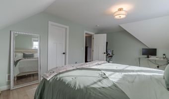 22 Sunrise Cir, Auburn, NH 03032