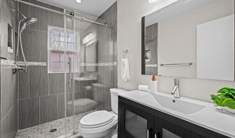 6301 PONTIAC St, Berwyn Heights, MD 20740