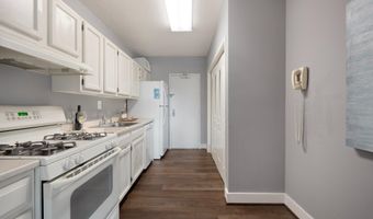 4141 N HENDERSON Rd 107, Arlington, VA 22203