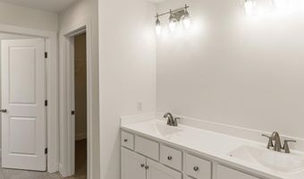 28 Pebble Ct 14, Barrington, NH 03825