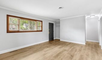2381 Century Dr, Columbus, OH 43211