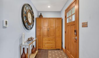4837 1ST St S, Arlington, VA 22204
