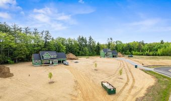 8 Stone Creek Dr, Brentwood, NH 03833