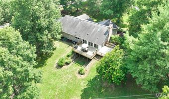 5557 Schuetz Ln, Alhambra, IL 62001