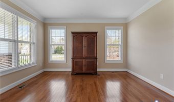 9118 Colonnade Cir, Ashland, VA 23005