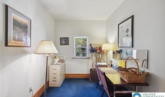 1702 W Walnut St, Allentown, PA 18104