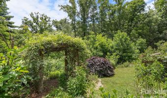 24 Merriwood Trl, Arden, NC 28704