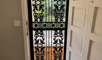 1 LAUREL SPRINGS Rd, Anniston, AL 36207
