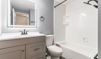 413 Shell Ct E, Columbus, OH 43213