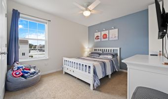 48 Farragut Ave, Barnegat, NJ 08005
