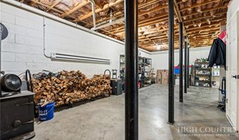 100 Summersweet Dr, Banner Elk, NC 28604