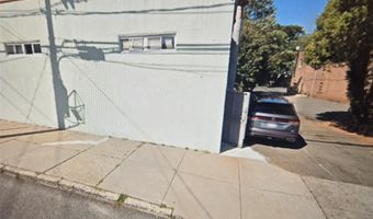 163 Broadway, Amityville, NY 11701